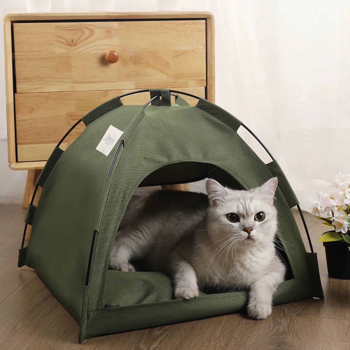 Warm Pet Tent Bed for Cats - Cozy Clamshell House with Cushions, Sofa Basket for Winter, Cat Furniture & Accessories